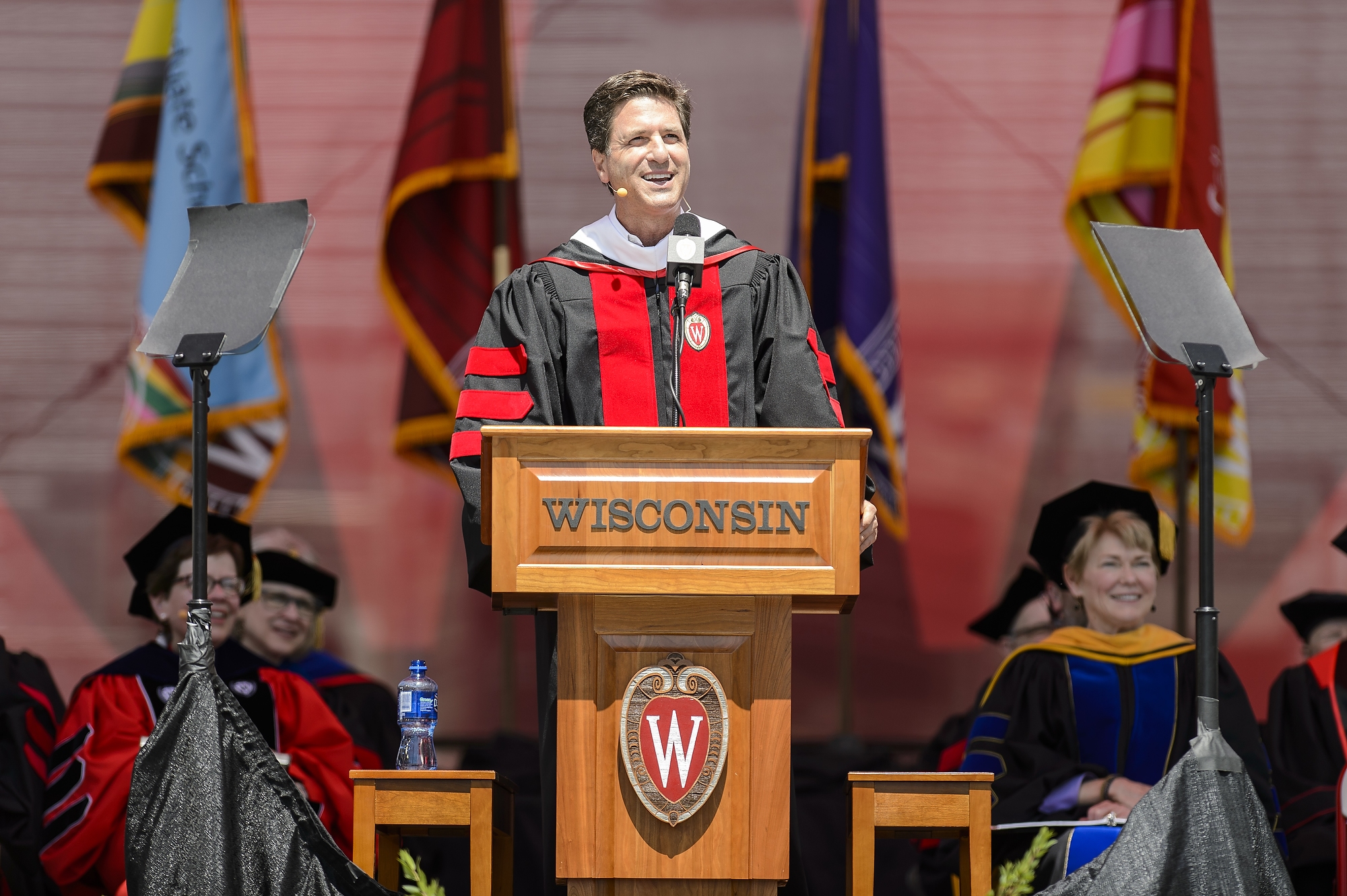 Award-winning television producer Steven Levitan, a 1984 graduate, tells students, "As you sit here today, with an amazing education from one of the finest universities in the world, that is what I wish for you: The happiness, the confidence, the feeling of self-satisfaction that comes from leaving nothing on the table. So don't sit back and wait for good things to happen, make them happen."