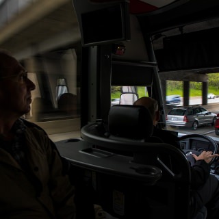 Steve Ventura, professor of soil science at UW-Madison, discussed food security in Milwaukee with seminar participants on the way to WisconsinÕs largest city.