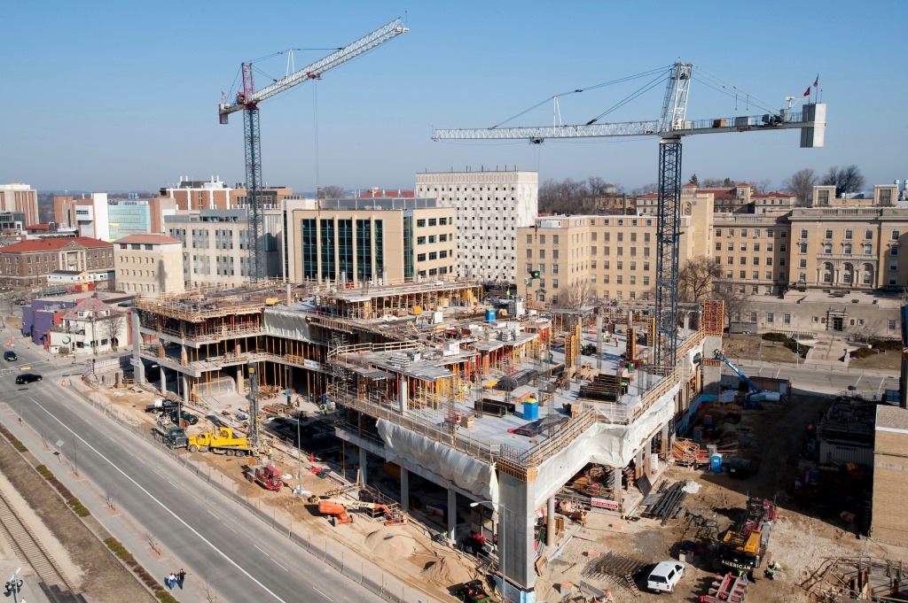 Photo: Discovery Building during construction