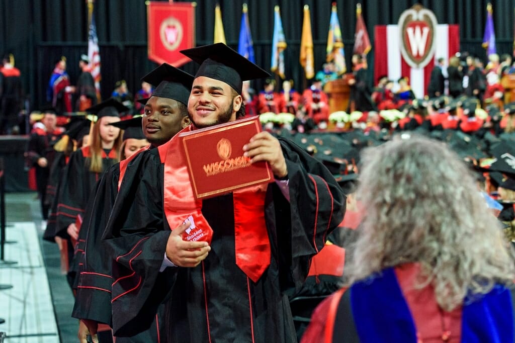 Photo of Badger linebacker and graduate T.J. Edwards