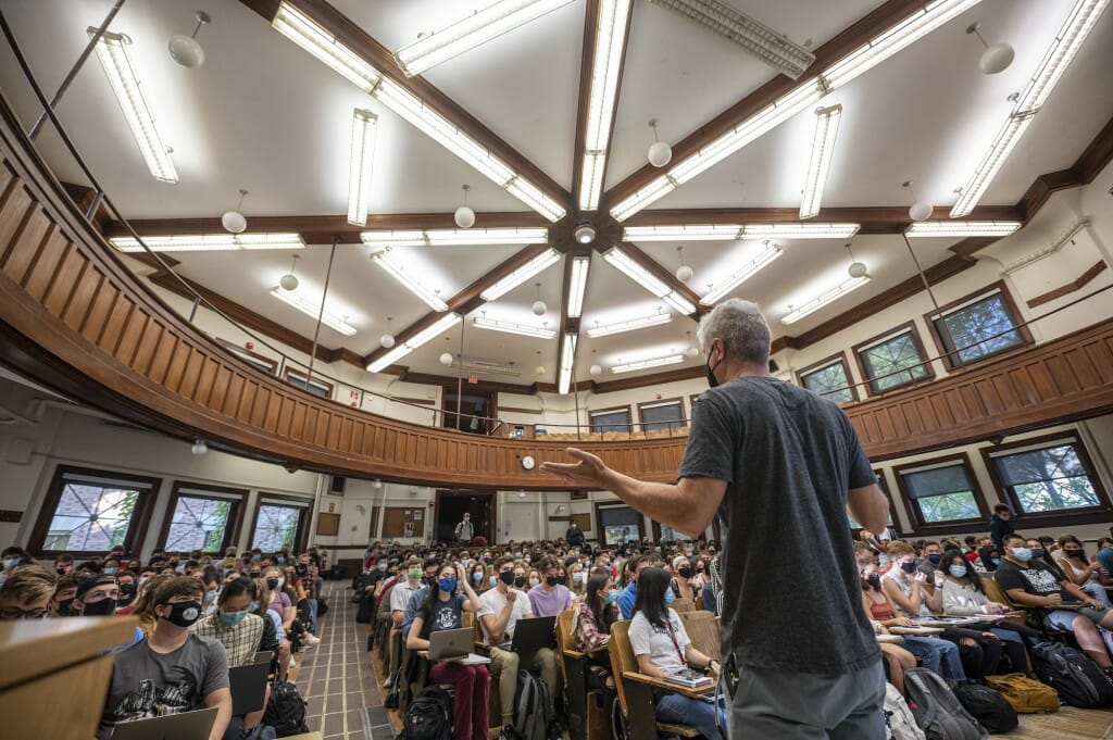 Senior lecturer Paul Hooker starts teaching Chemistry 103.