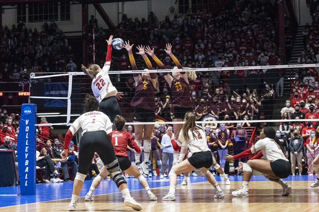 Julia Orzol spikes the ball.