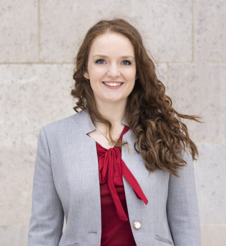 Headshot photo of Juliette Becker